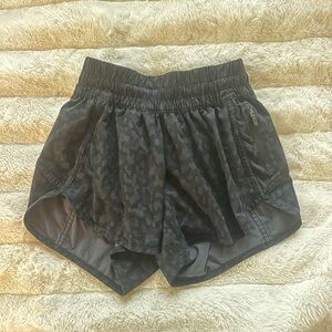 Lululemon Athletica Black Athletic Shorts Lightweight Performance